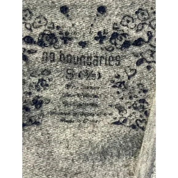 No Boundaries Cropped Sweatshirt Juniors S (3) Used Gray Blue Y2K - Picture 14 of 15